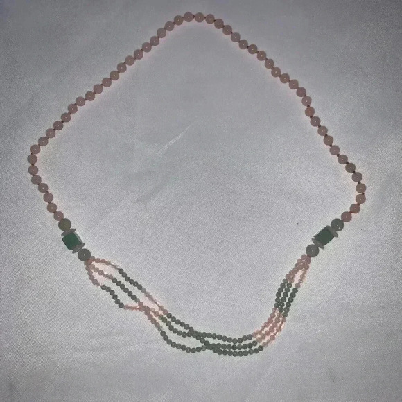 Vintage Rose Quartz Hand Knotted,Jadeite Green And Pink Necklace Vintage 32 inch - Picture 12 of 13